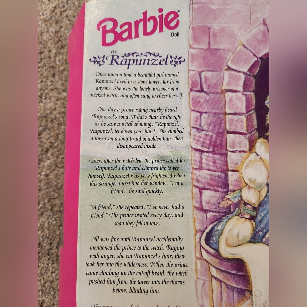 RAPUNZEL Barbie - Picture 11 of 12